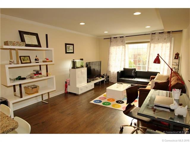 180 Melba St, Milford, CT 06460