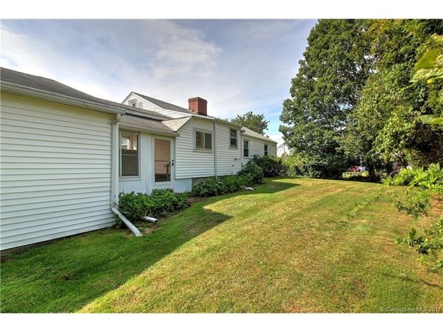 32Indian Hill Rd, Milford, CT 06460