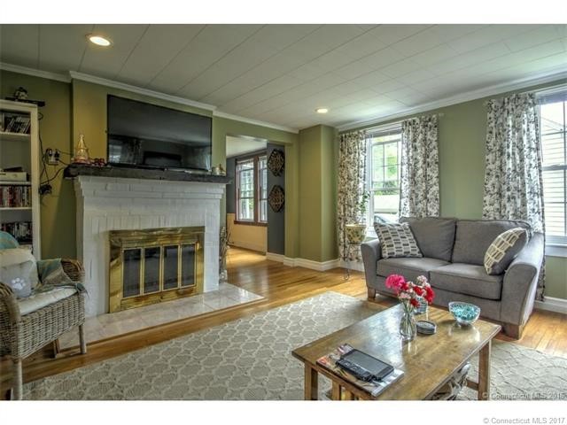 633New Haven Ave, Milford, CT 06460