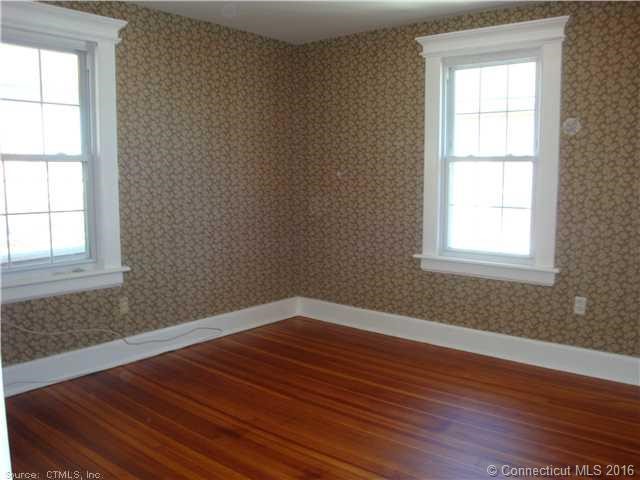 11Darina Pl, Milford, CT 06460