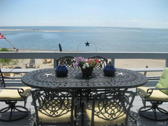19 Smiths Point Road, Milford, CT 06460