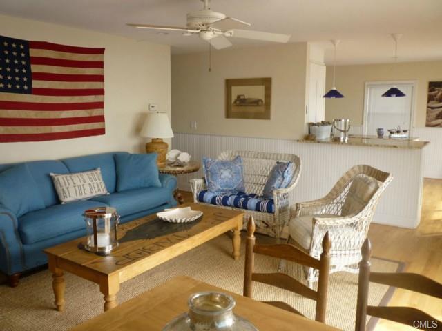 19 Smiths Point Road, Milford, CT 06460