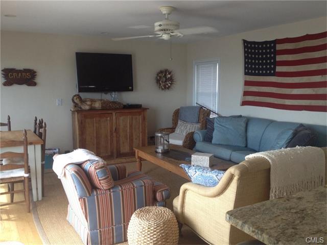 19 Smiths Point Road, Milford, CT 06460