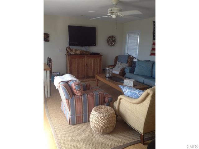 19 Smiths Point Road, Milford, CT 06460