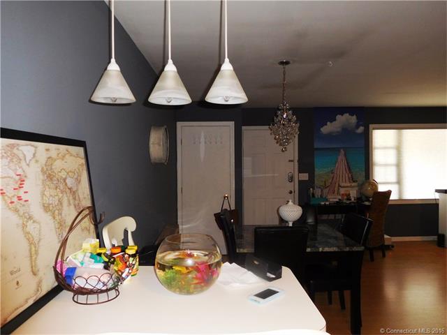 157 1/2Kings Hwy #J, Milford, CT 06460