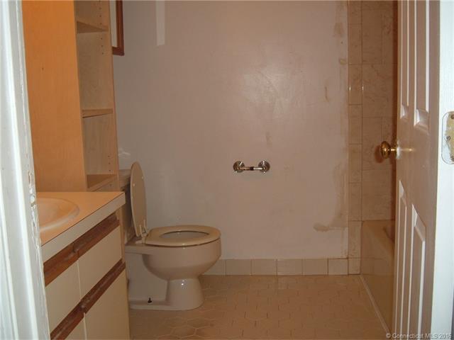 279 New Haven Ave, Milford, CT 06460