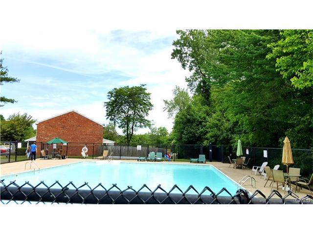 76 Salem Walk, Milford, CT 06460