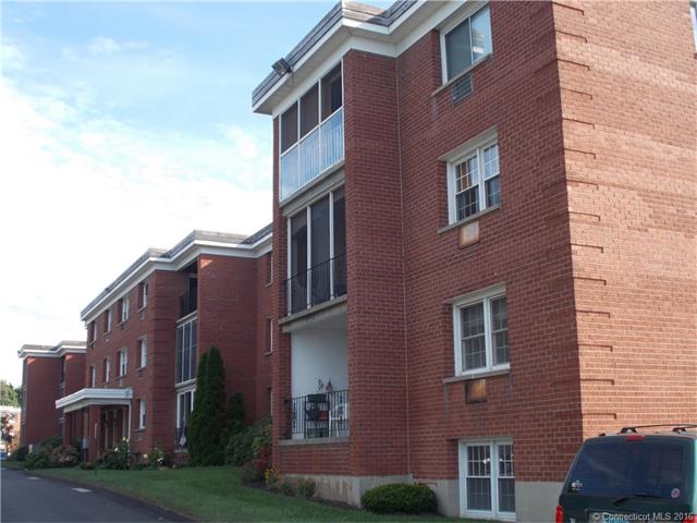 181 Melba St, Milford, CT 06460