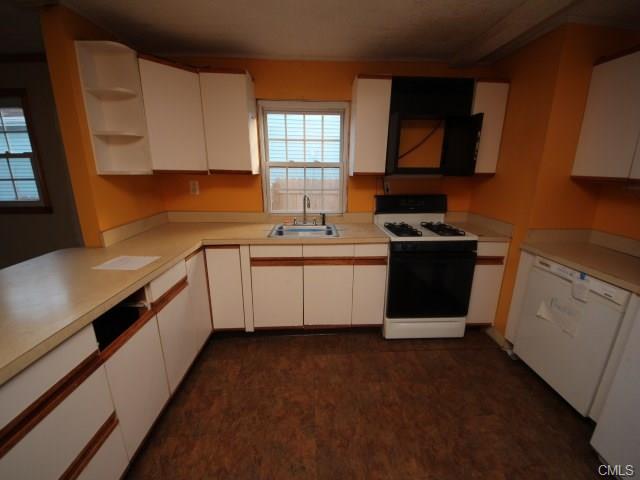 48 East Avenue, Milford, CT 06460