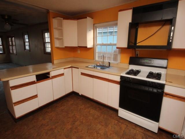 48 East Avenue, Milford, CT 06460