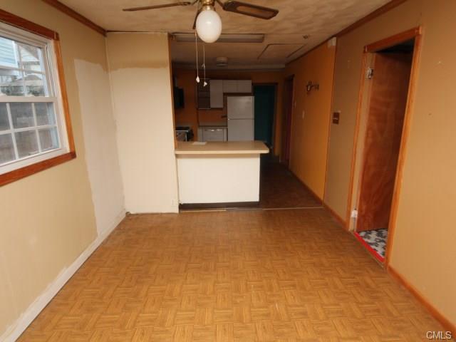 48 East Avenue, Milford, CT 06460