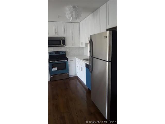 670 Boston Post Rd, Milford, CT 06460