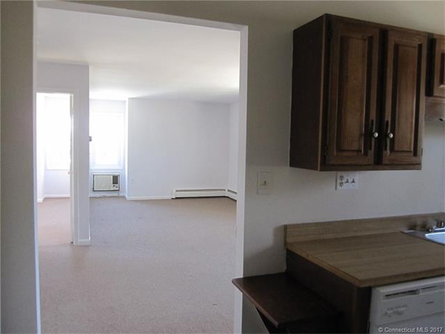 55Clark St #X, Milford, CT 06460