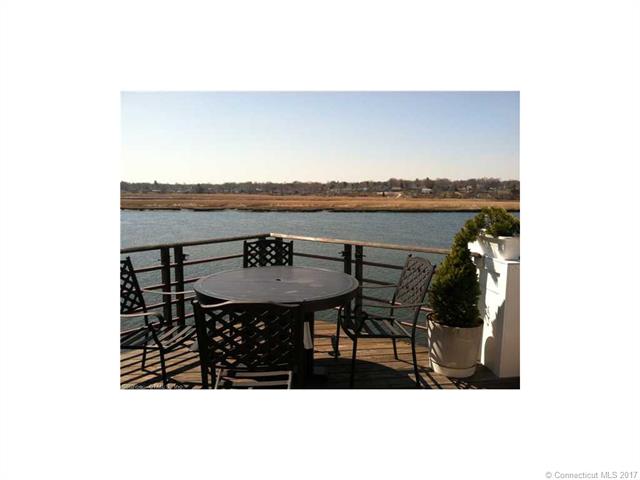 733 Popes Island Rd, Milford, CT 06461