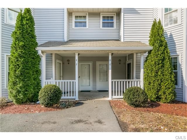 6 Greenview Lane, Milford, CT 06461