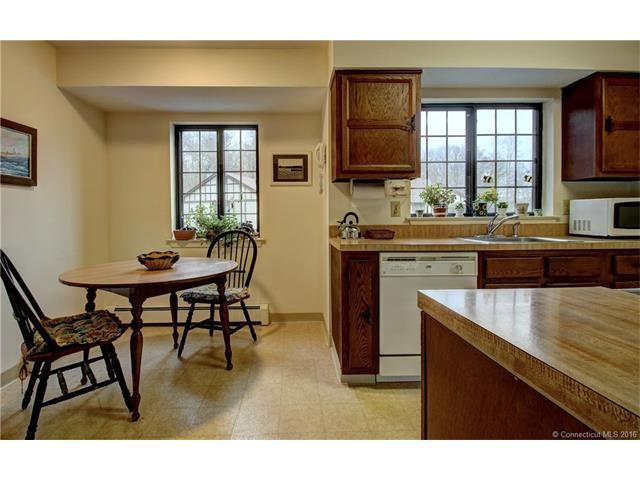 432Swanson Cres #432, Milford, CT 06461