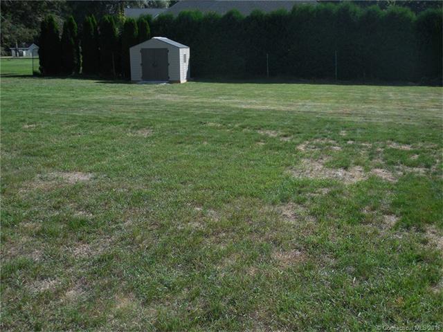 7 Robin Rd, Southington, CT 06467