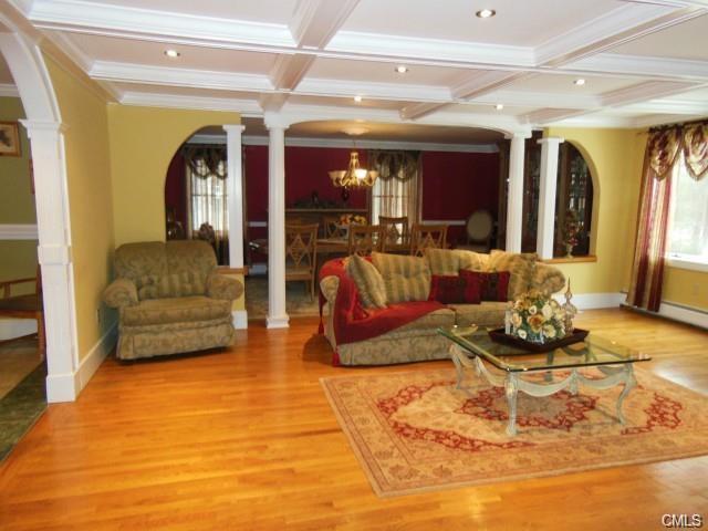 38 Webb Circle, Monroe, CT 06468