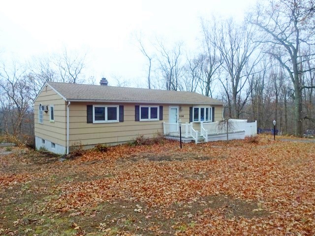 236 Pastors WalkMonroe, CT, 06468Fairfield County