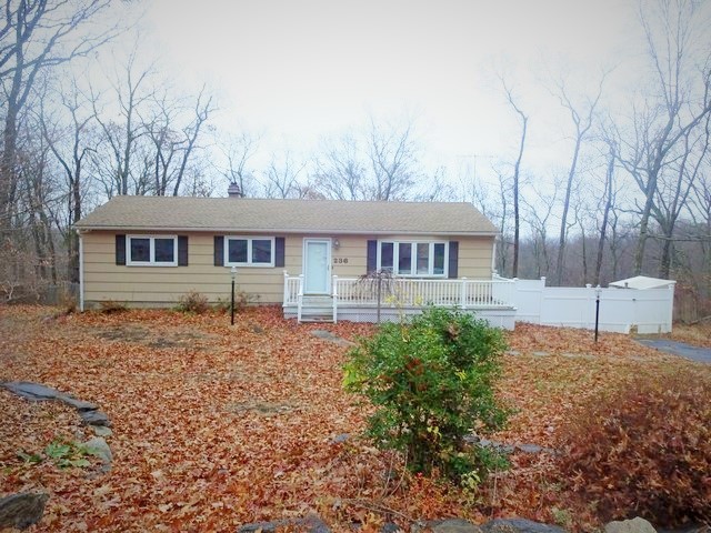236 Pastors WalkMonroe, CT, 06468Fairfield County