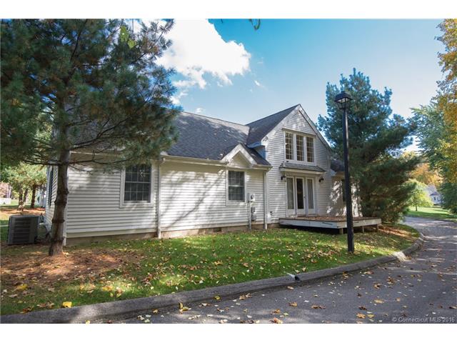 8 Pinehurst, E Haddam, CT 06469