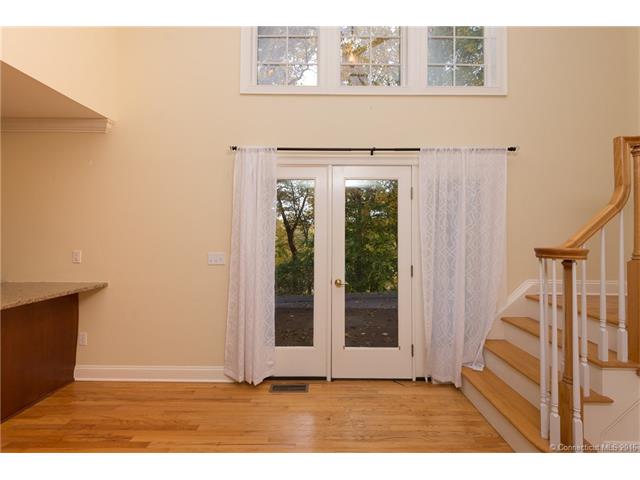 8 Pinehurst, E Haddam, CT 06469
