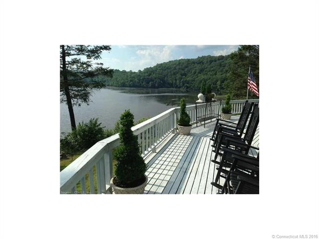 2Cove Rd, E Haddam, CT 06469