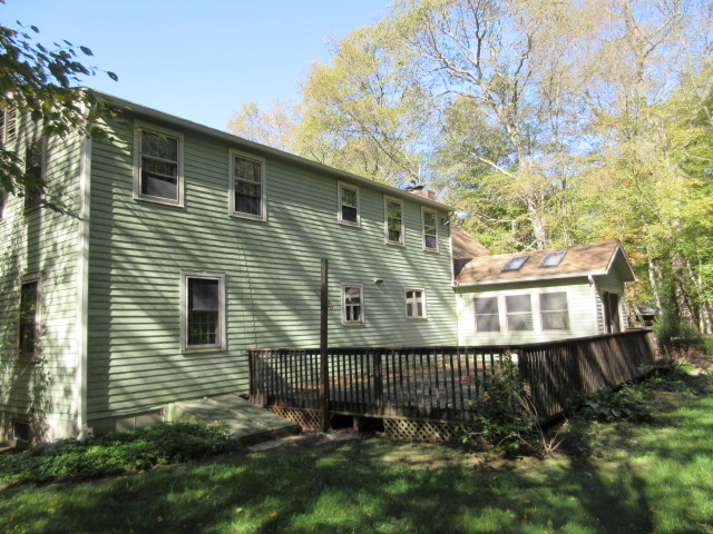 56 Eli Chapman RdMoodus, CT, 06469Middlesex County