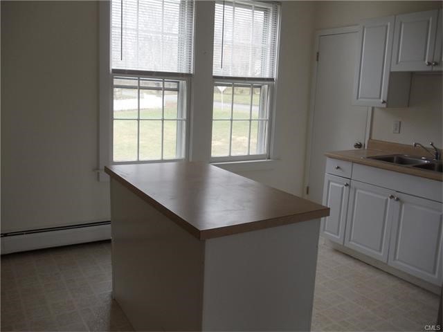 22 South Main Street, Newtown, CT 06470