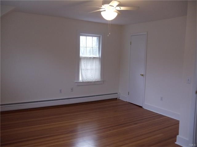 22 South Main Street, Newtown, CT 06470