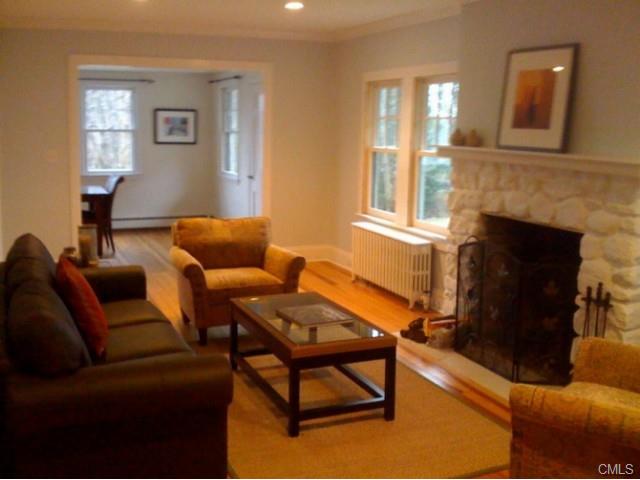 5 Hanover Road, Newtown, CT 06470