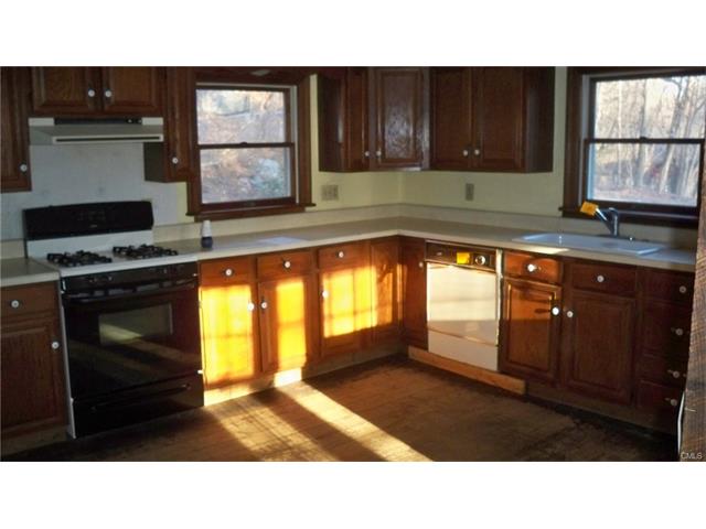 86 The Boulevard, Newtown, CT 06470