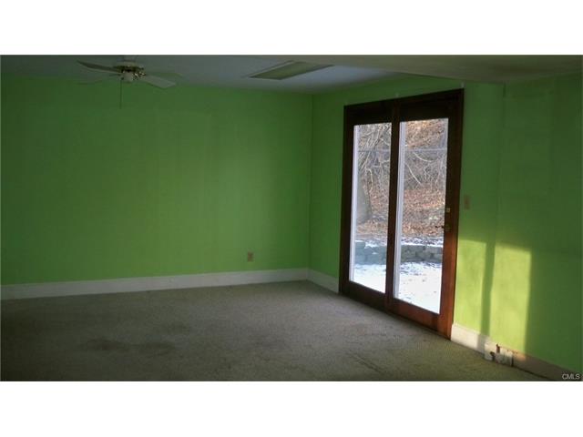 86 The Boulevard, Newtown, CT 06470