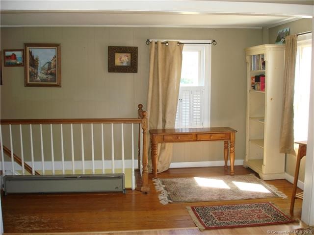 644Foxon Rd 2nd Floor, N Branford, CT 06471