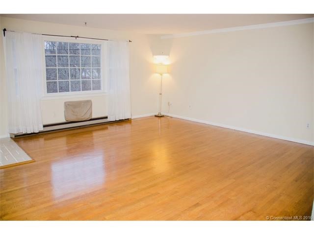 1789Foxon Rd #1B, N Branford, CT 06471