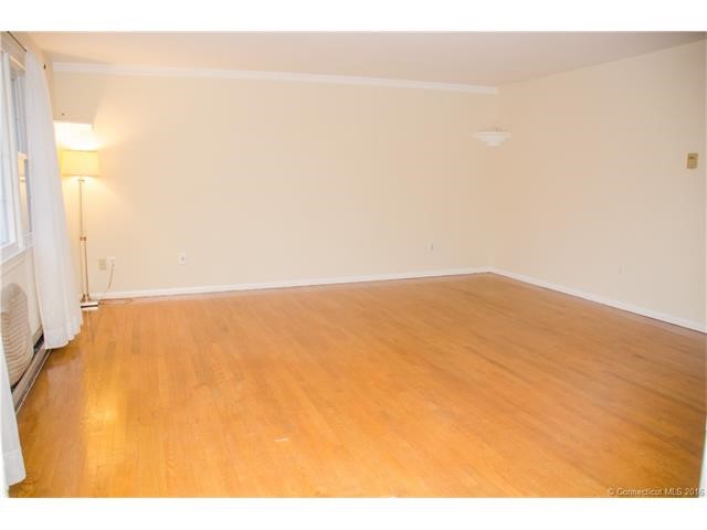 1789Foxon Rd #1B, N Branford, CT 06471