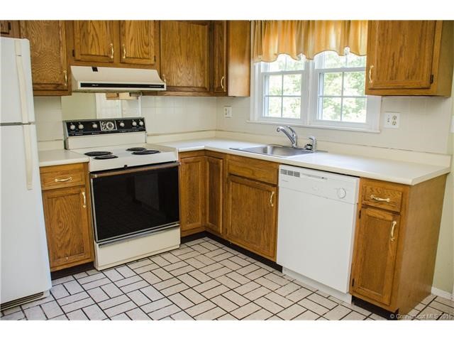 1789Foxon Rd #4D, N Branford, CT 06471