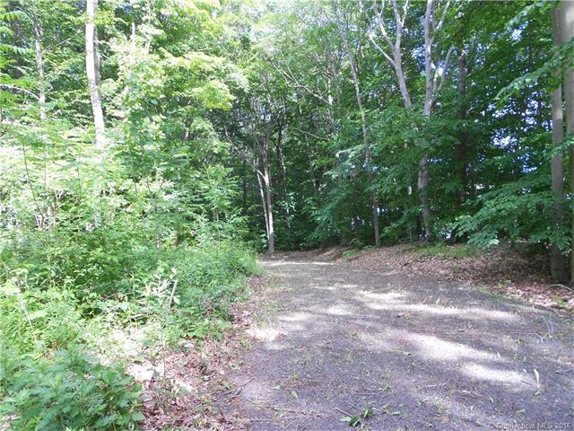 815 Totoket Rd, N Branford, CT 06472