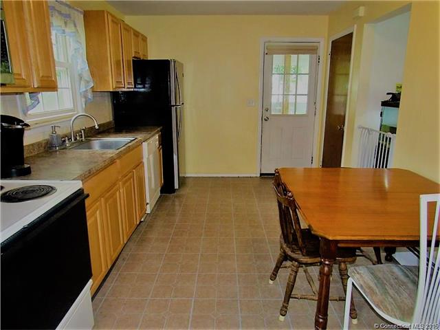 19 Blue Trail Drive, N Branford, CT 06472