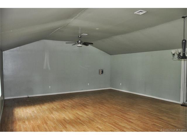 19 Miller Rd, N Branford, CT 06472