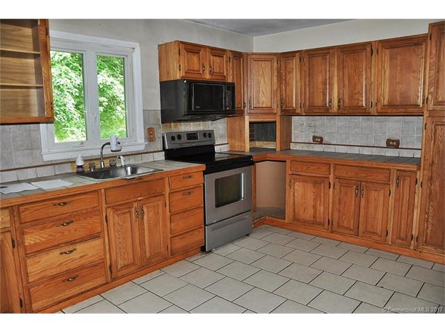 19 Miller Rd, N Branford, CT 06472