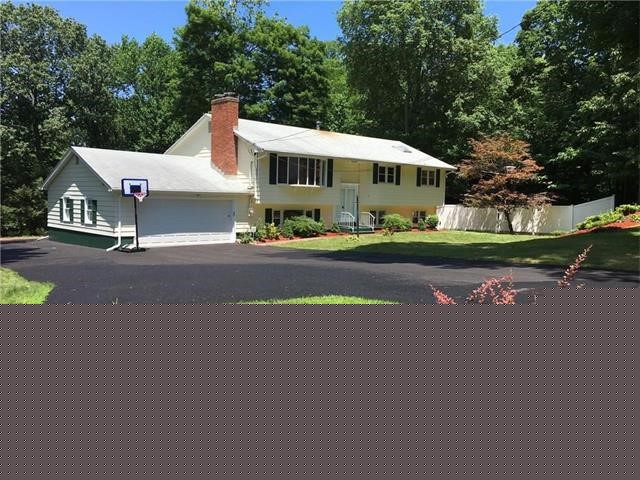 10River Rd, North Haven, CT 06473