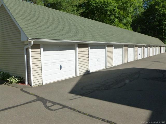 534 Old Clintonville Road, North Haven, CT 06473