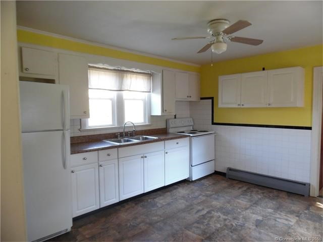 96Spring Rd, North Haven, CT 06473