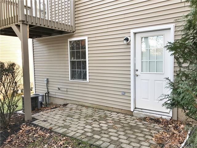 130State St #H15, North Haven, CT 06473