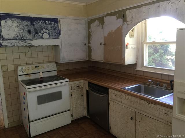 416 Pool Rd, North Haven, CT 06473