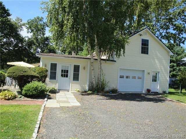 7 Cromwell Place, Old Saybrook, CT 06475