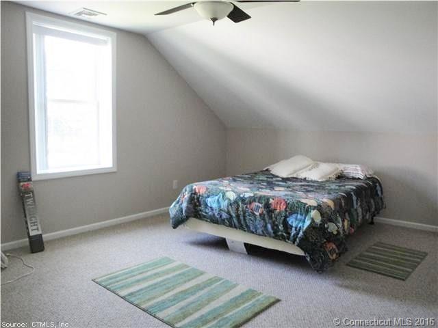7 Cromwell Place, Old Saybrook, CT 06475