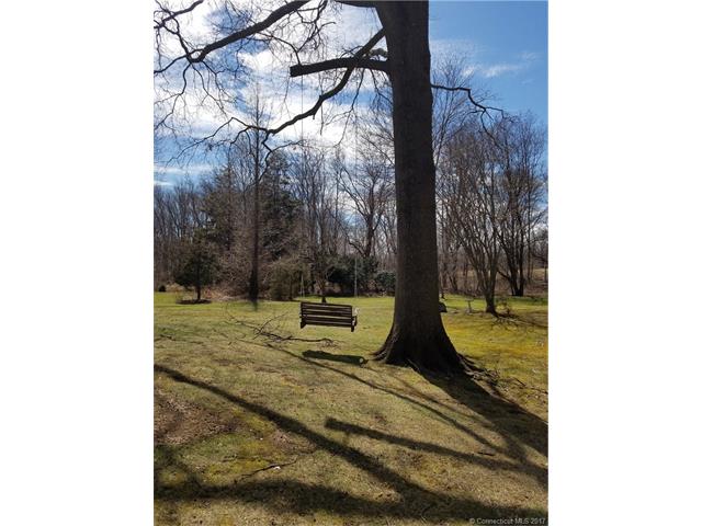 394Miles Rd, Orange, CT 06477