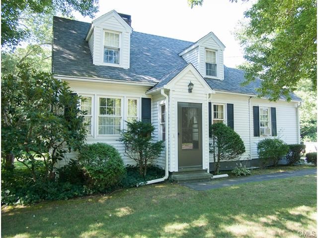 411 Oxford Road, Oxford, CT 06478